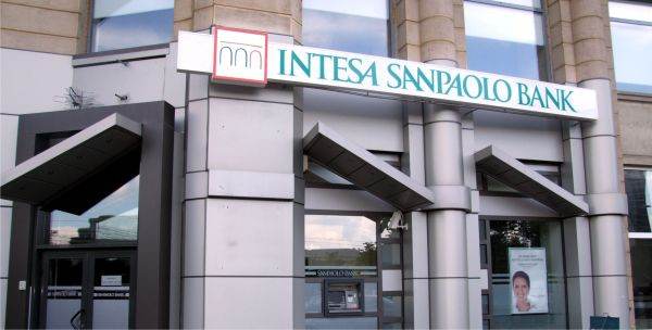 Intesa Sanpaolo offers over 30 billion euros to take over Monte dei Paschi